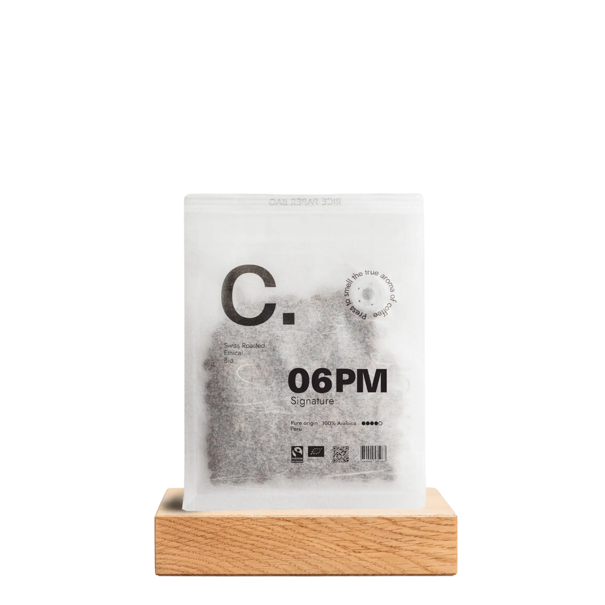 Un paquet de café en grains 06PM de la marque Chronic., avec ses mentions d'origine et de certification biologique — vue 4