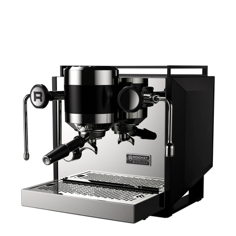 Rocket Espresso Bicocca – machine espresso double chaudière, panneaux noirs, vue de trois quarts