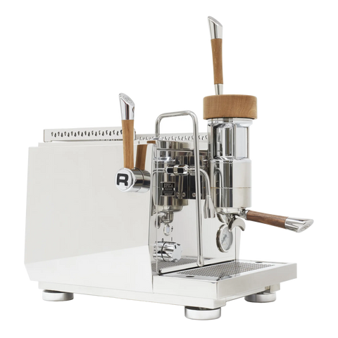 Rocket Espresso Epica Precision – machine espresso à levier, vue de trois quarts