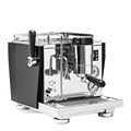 Rocket Espresso R Nine One noire – machine espresso avec panneaux noirs, vue de trois quarts