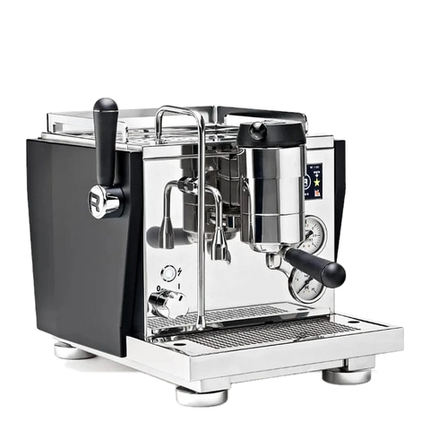 Rocket Espresso R Nine One noire – machine espresso avec panneaux noirs, vue de trois quarts